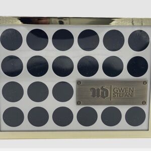 Urban Decay Metallic Striped Eyeshadow Palette